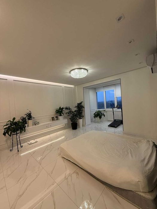 Продаж 1к квартири з ремонтом