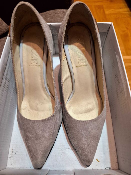 Szpilki  na brokatoqym  slupku ,karnawalowe