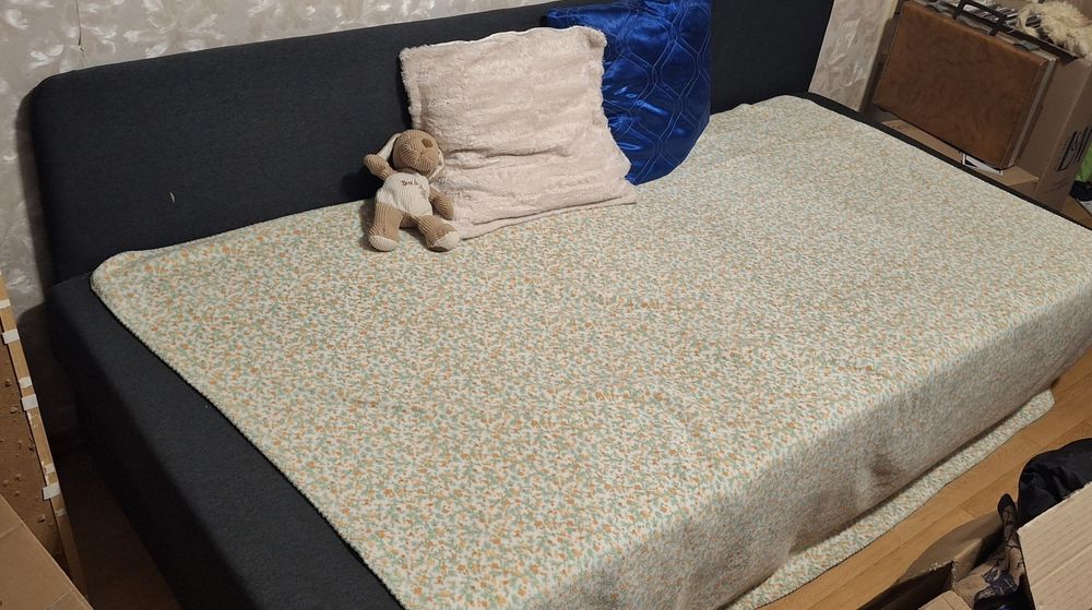 Łóżko dziecięce 190cm × 90cm × 38cm (TRANSPORT WŁASNY)