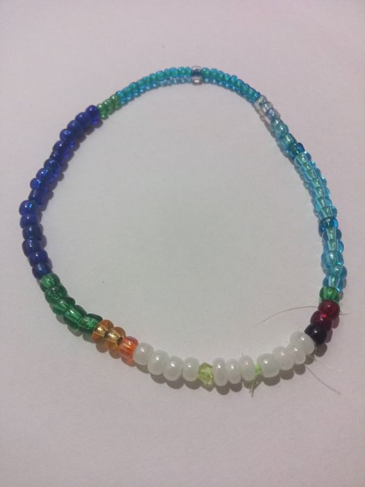 Ожерелье из бисера