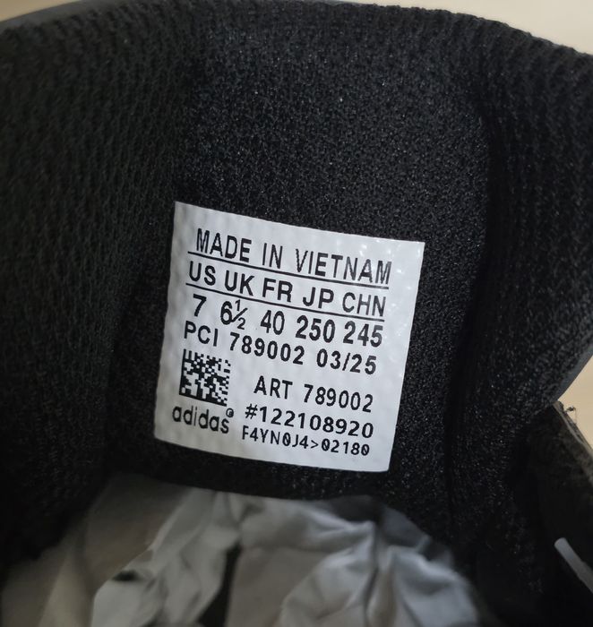 Adidas Superstar black