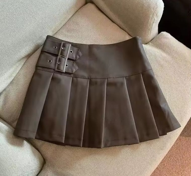 Спідниці в коричневому кольорі та сірому
