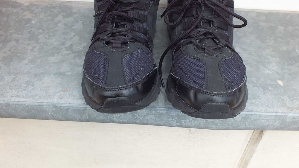 Super buty sportowe marki Nike VGR roz 45