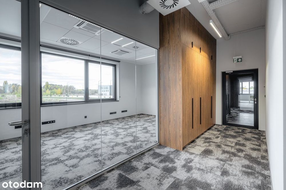 Nowoczesne biuro 296 m² - gotowe do pracy
