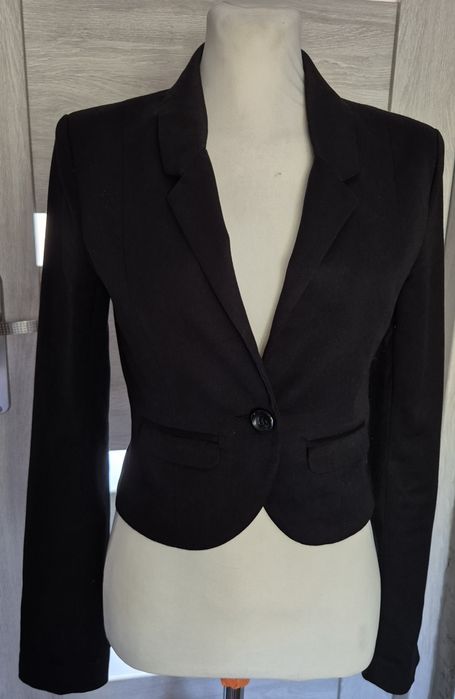 Zestaw na dziewczynkę 140/146