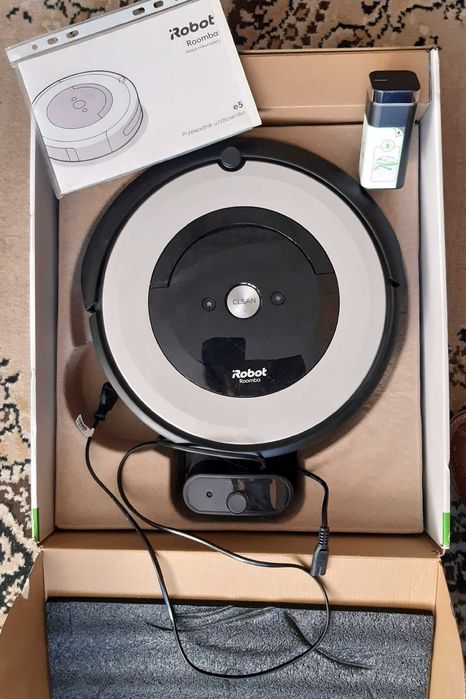 Robot sprzątający "Roomba" e5