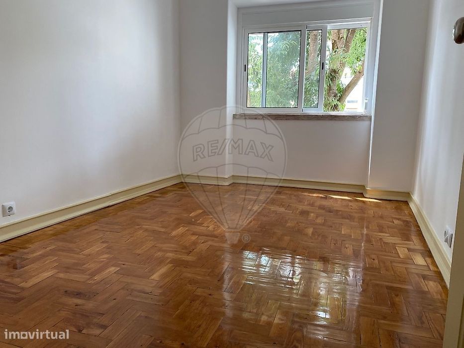 Apartamento T1 para arrendamento