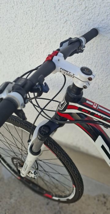 Bicicleta com pouco uso
