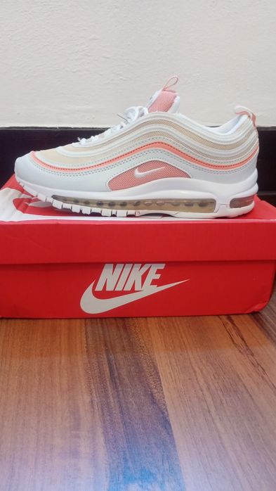 Nike Air Max 97.