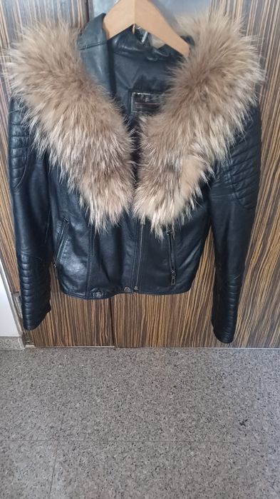 Kurtka skórzana z kapturem