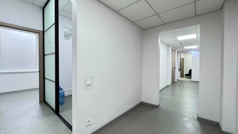 Оренда нежитлового 91,6 м.кв Глибочицька 72 Поділ Окремий вхід