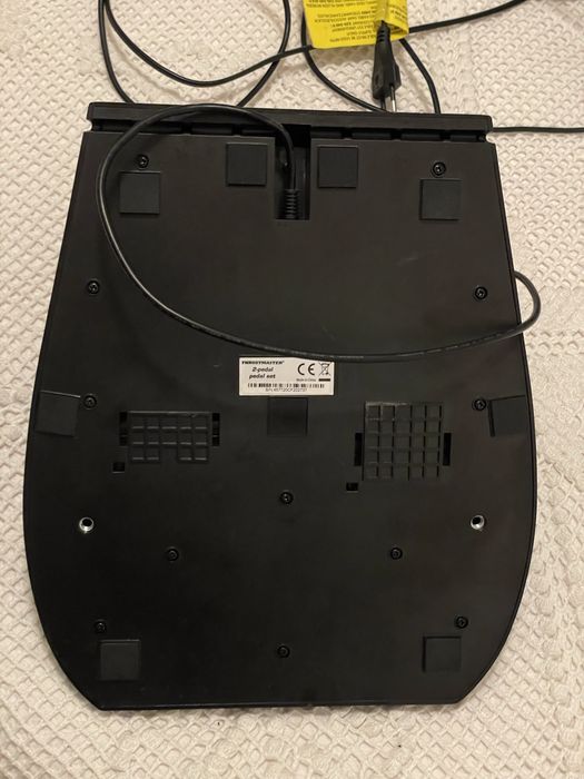 Volante + Pedais Thrustmaster TMX Force Feedback Xbox One / PC