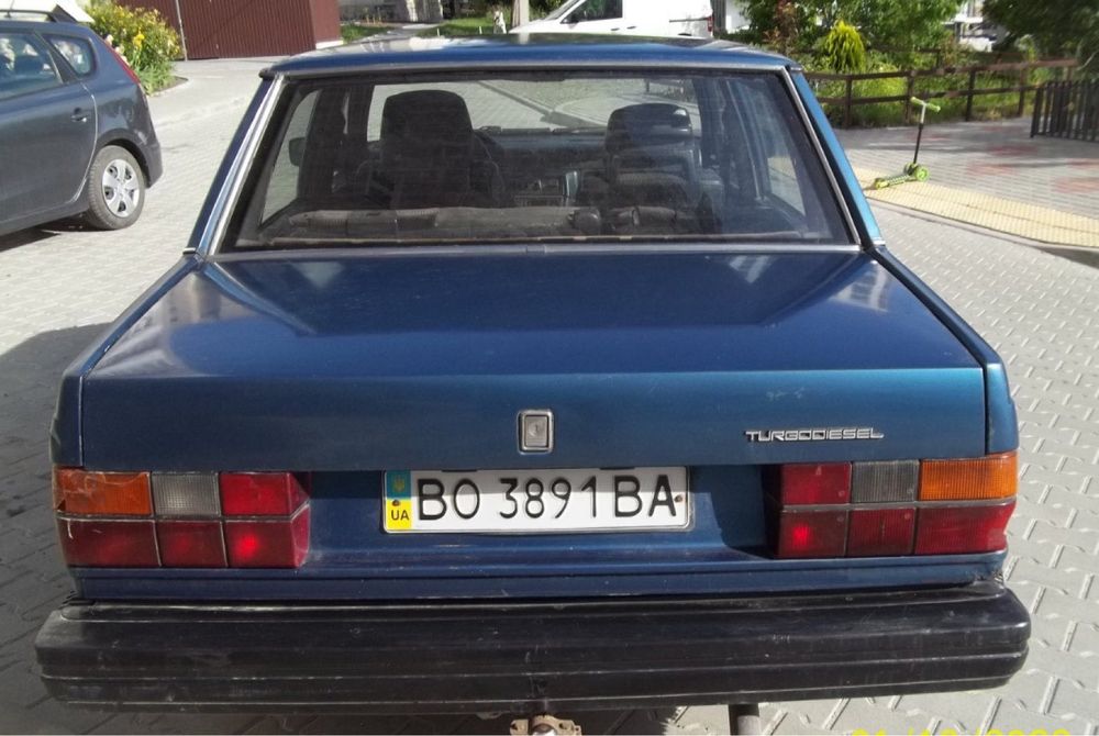 Продам Вольво-740(2.4куб. Д.].