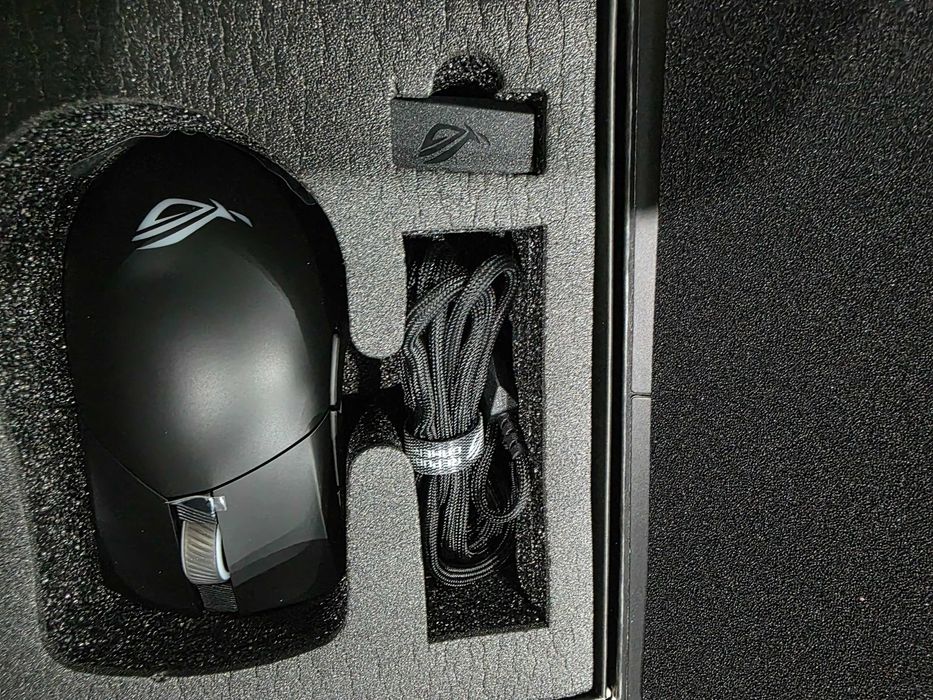 Rato Gaming ASUS ROG Gladius III Wireless (Como Novo - Usado 1 vez)