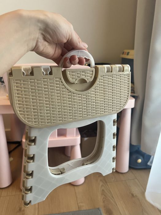 Taboret stołek pomocnik dla dzieci skladany BEŻOWY