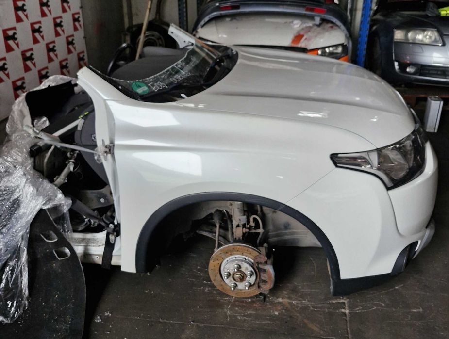Frente Completa Mitsubishi Outlander 2.2 DiD 2015 #E03