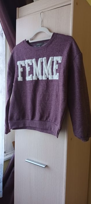 Bluza fioletowa z napisem