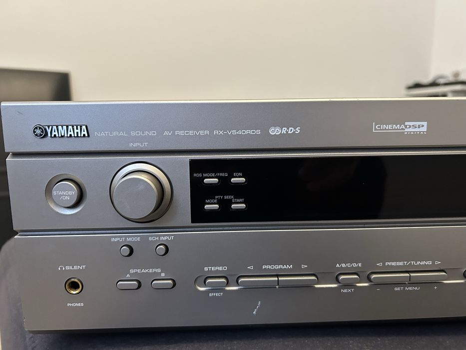 Музыкальный центр Sony  ,Universum,и колонки