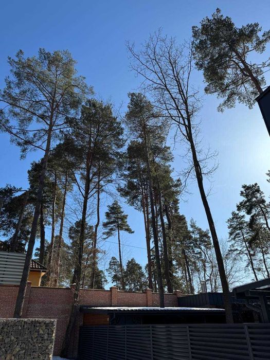 ПРОДАЖ котеджу у центрі с.Брюховичі, 135м2, центральні комунікації