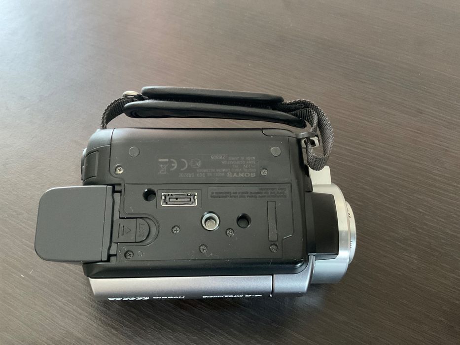Sony Handycam DCR-SR220E