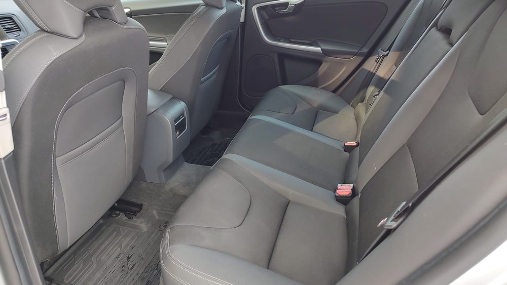 Volvo V60 2,0  Lift Super Stan!