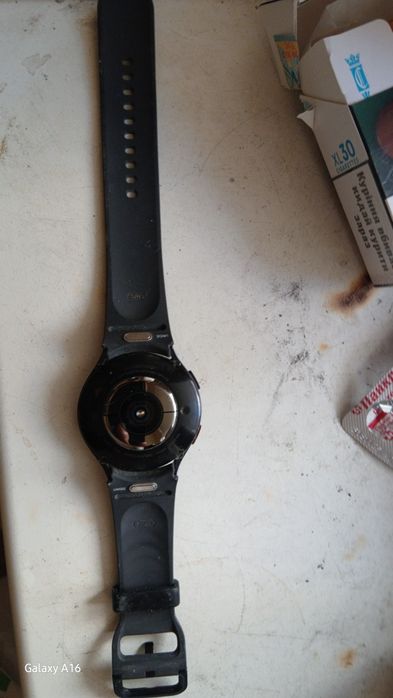 Смарт-часы samsung watch 6 NFC всё работает кошелёк тоже