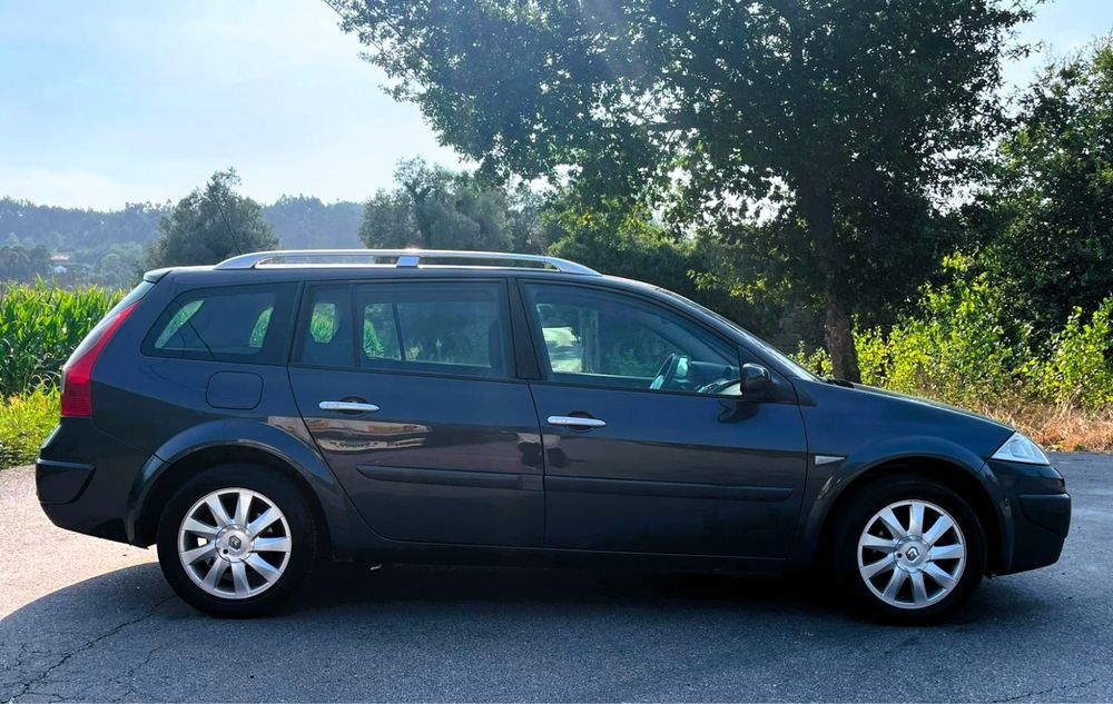 Renault Mégane 1.5 dCi 2008 — 4 Pneus + Embraiagem Nova