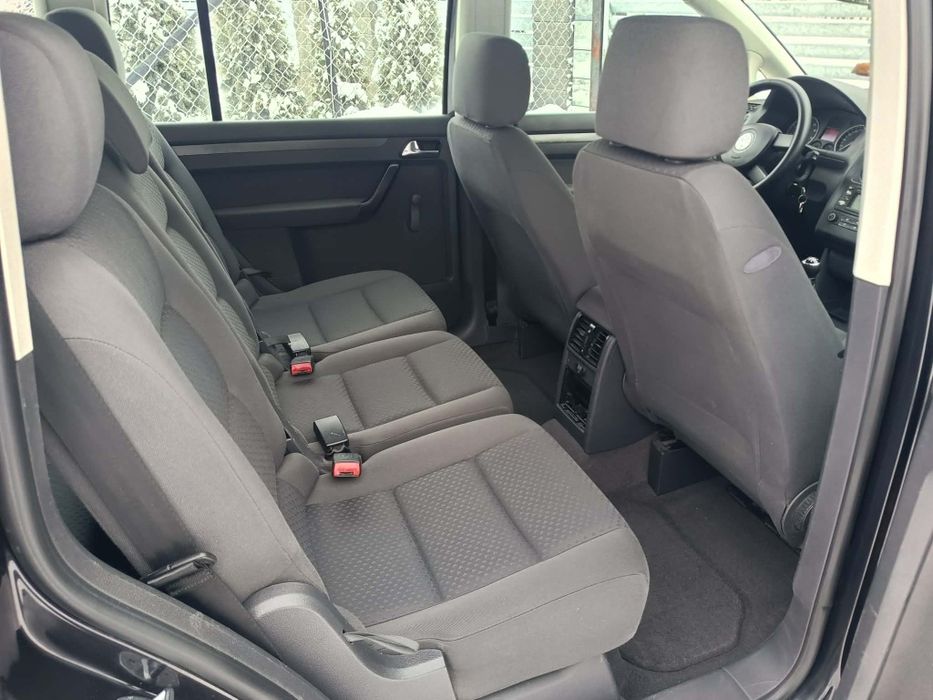 VW touran#1.6benzyna#2003rok#7 osobowy#klima#alusy#