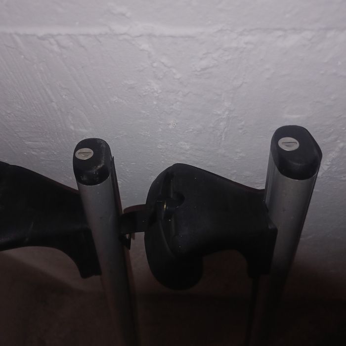 Belki dachowe, relingi