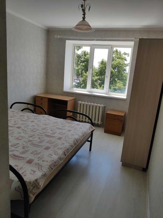 2-к квартира з ремонтом,ЦЕНТРАЛІЗОВАНЕ опалення,  74м2