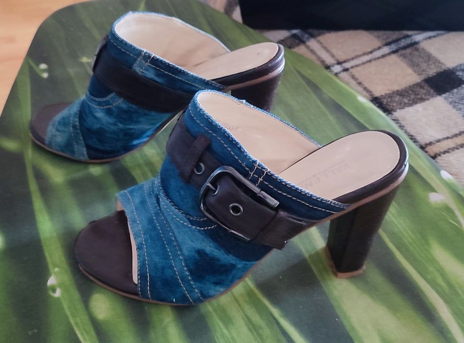 Босоніжки жіночі джинсові, р.38 б/у