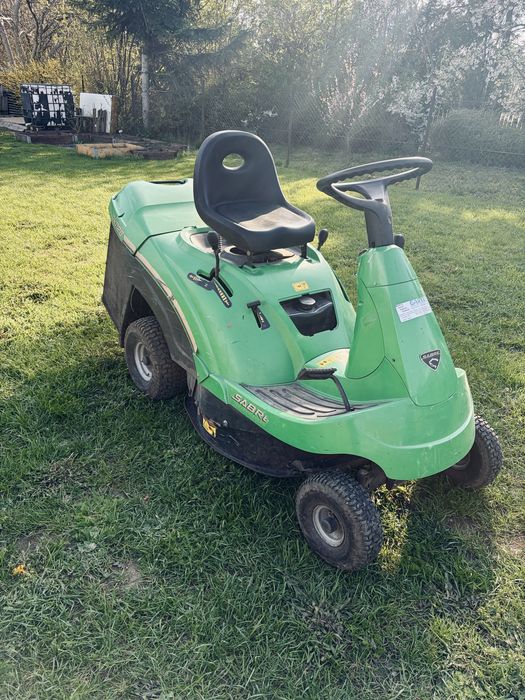 Traktorek Sabre F 72 Hydro by John Deere 16kW