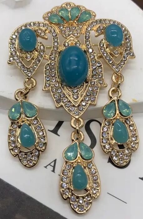 Piękna bogatozdobiona broszka przypinka Góralska dla Bacy Gaździny.