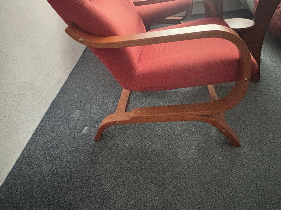 Komplet czerwonych foteli