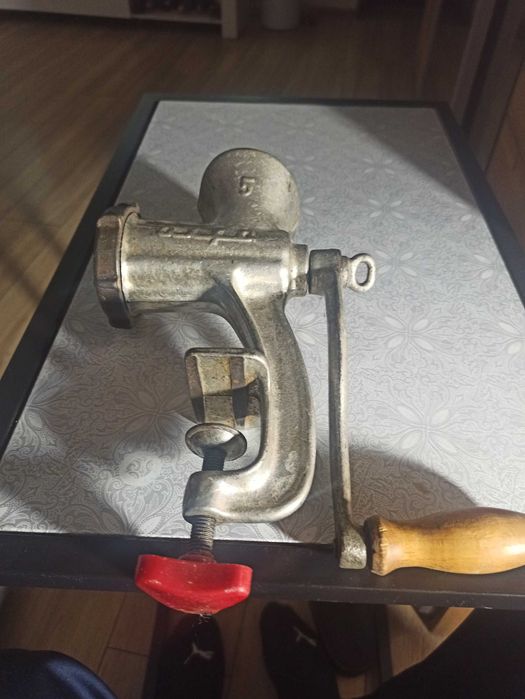 Maszynka  do mielenia miesa PRL