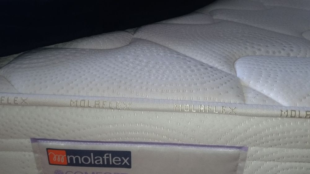 Cama Moloflex Nova modelo Hotel.