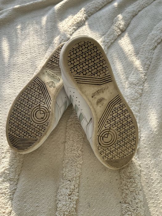 Adidas Continental 80 Stripes biale z miętowymi dodatkami