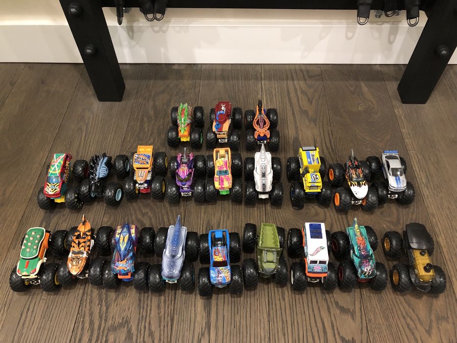 Monster Truck Hot Wheels