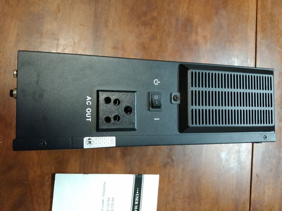 Гібридний інвертор Anern es 1000