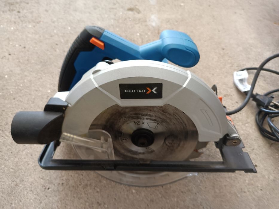 Serra elétrica 1300w