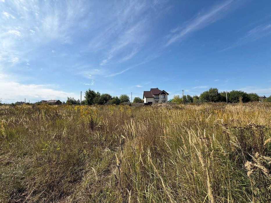 Продається земельна ділянка в смт Лисець, 8 соток