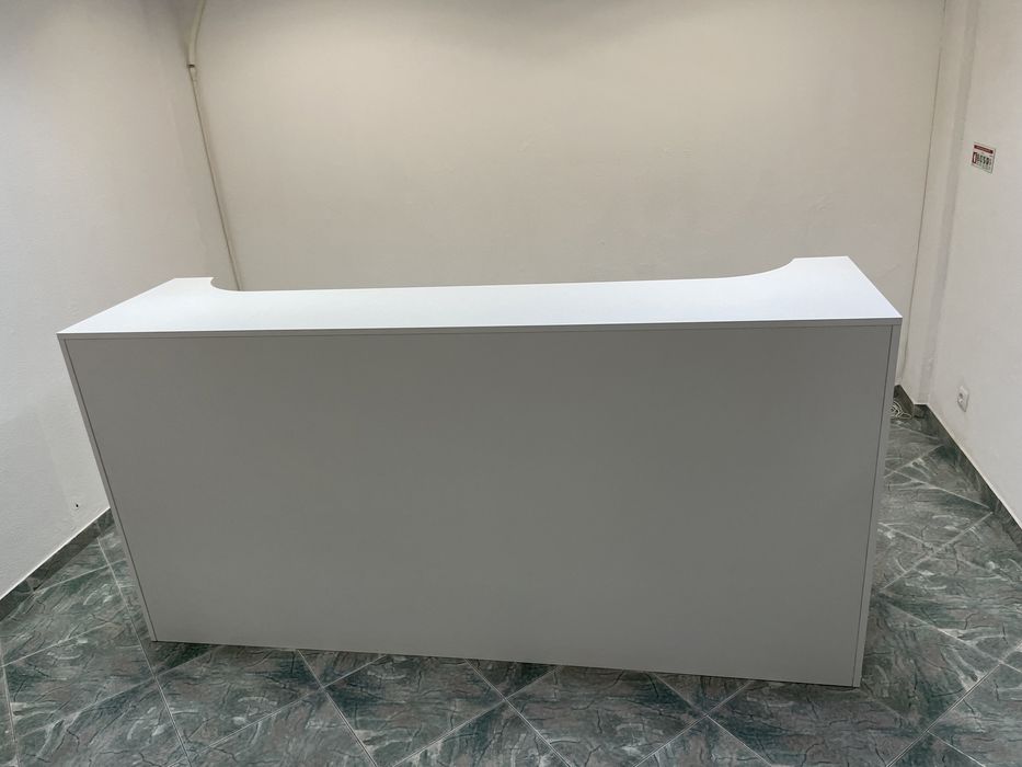 Balcão 225cm x 110cm