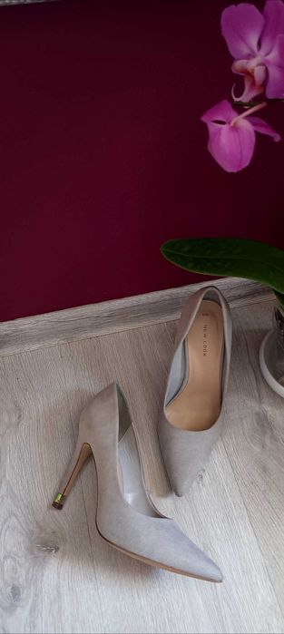 Buty na obcasie, New Look