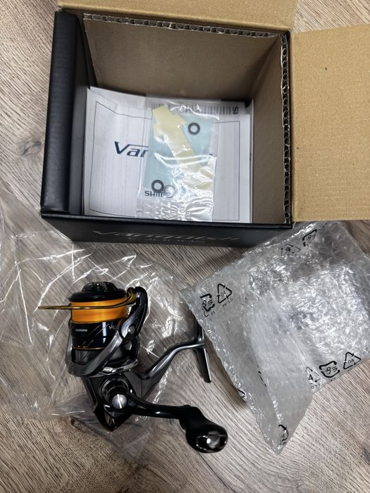 Котушка Shimano 16 Vanquish c2000s