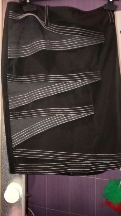 Новая юбка - карандаш 50 размера.