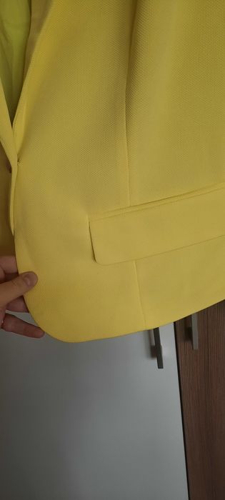Żółta marynarka/żakiet