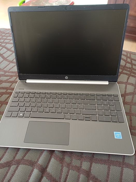 Portátil HP 15s-fq0009np