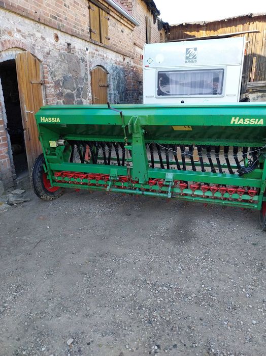 siewnik do zboża hassia dk 300