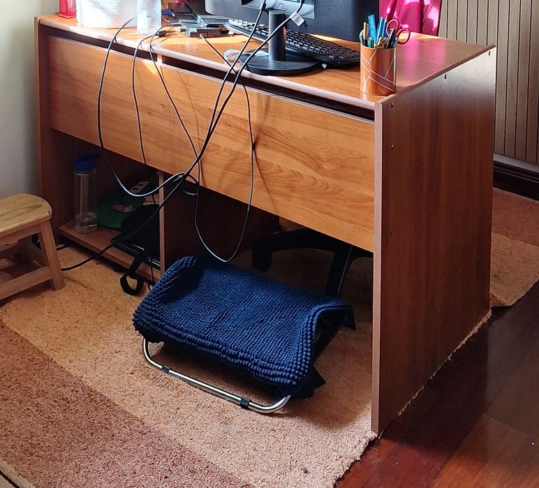 Secretária para escritório