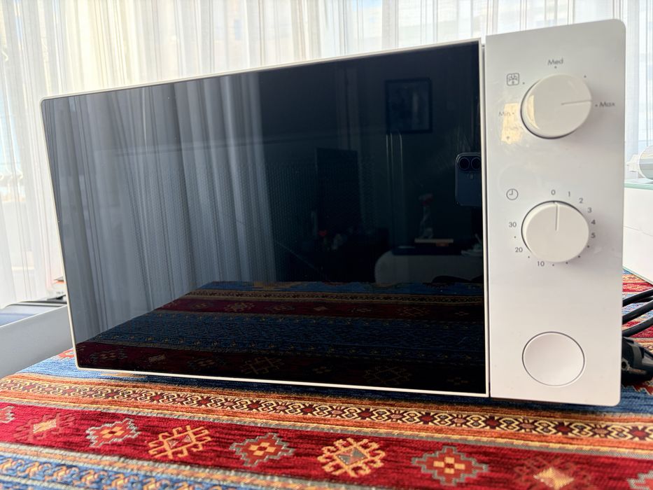 Microondas IKEA ótimo estado